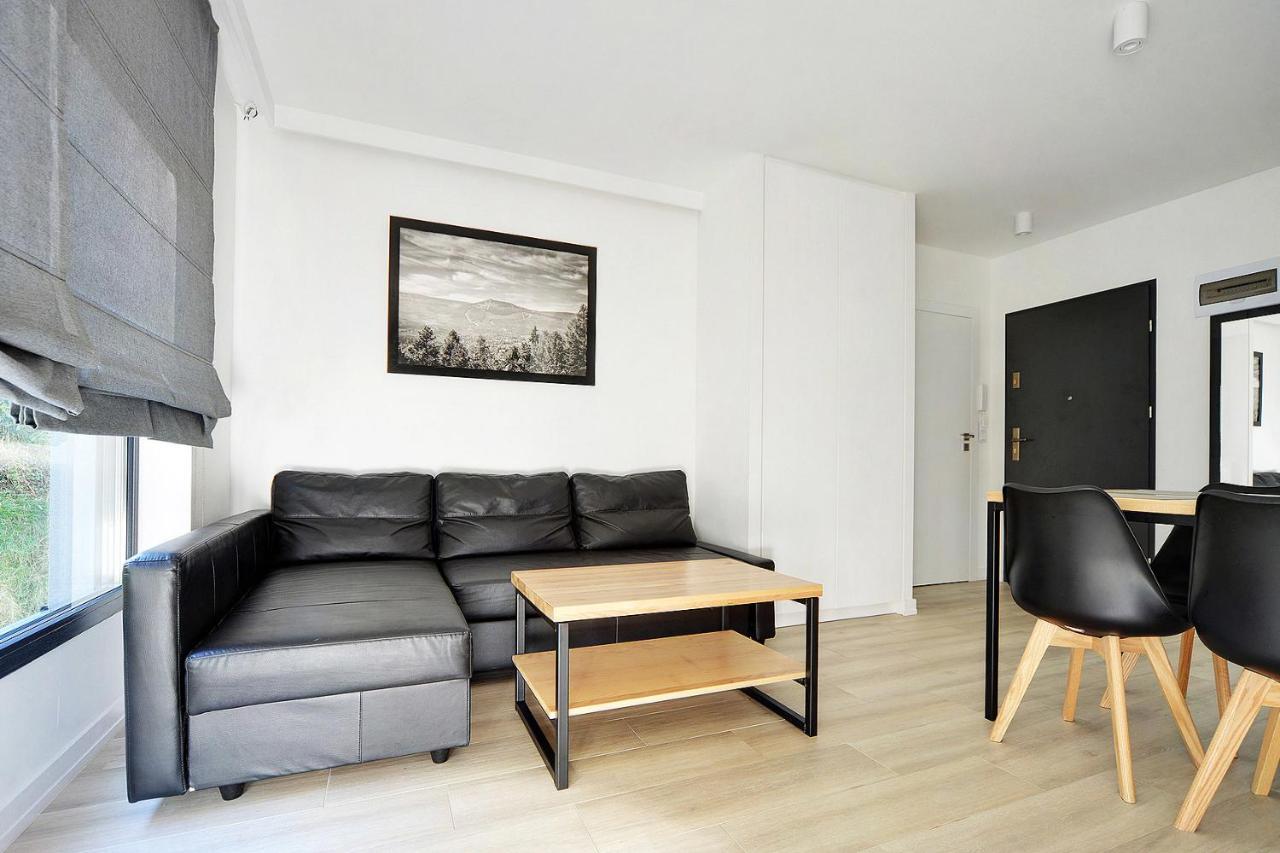 Apartamenty Sun Seasons 24 - Rezydencja Przy Strumyku كارباش المظهر الخارجي الصورة